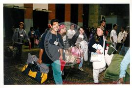 Encontro de Jovens do MST, na Ucicamp, 1o (Campinas-SP, 02 jul. 1999) [fotografia] / Fotógrafo(a) : Douglas Mansur. -- Ref.: BR-SPMST_MST-SN-CIN_AMP_000897-006311-ENJ.