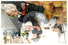 Semana Nacional de Cultura Brasileira e Reforma Agrária (Rio de Janeiro-RJ, 18 mar. 2002) [fotografia] / Fotógrafo(a) : João Laet. -- Ref.: BR-SPMST_MST-SN-CIN_AMP_001811-013107-NDT.