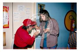 Encontro de Jovens do MST, na Ucicamp, 1o (Campinas-SP, 02 jul. 1999) [fotografia] / Fotógrafo(a) : Douglas Mansur. -- Ref.: BR-SPMST_MST-SN-CIN_AMP_000898-006365-ENJ.