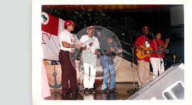 Encontro de Jovens do MST, na Ucicamp, 2o (Campinas-SP, 18 fev. 2000) [fotografia] / Fotógrafo(a) : Milene Medeiros. -- Ref.: BR-SPMST_MST-SN-CIN_AMP_000900-006543-ENJ.