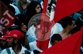 Manifestação (São Paulo-SP, [sem data]) [fotografia] / Fotógrafo(a) : Arquivo MST. -- Ref.: BR-SPMST_MST-SN-CIN_AMP_000410-002365-AMT.