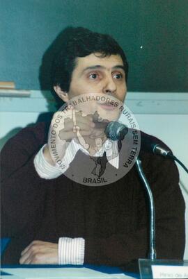 Plínio de Arruda Sampaio Jr. (Mato Grosso do Sul, [sem data]) [fotografia] / Fotógrafo(a) : Arquivo MST ; Douglas Mansur. -- Ref.: BR-SPMST_MST-SN-CIN_AMP_001681-012660-PER.