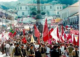 Manifestação (Ouro Preto-MG, 21 set. 1999) [fotografia] / Fotógrafo(a) : Rogério Reis. -- Ref.: BR-SPMST_MST-SN-CIN_AMP_000535-003032-AMT.