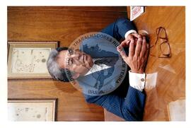 Carlos Bandeira de Melo [PUC, professor] (Brasil, [sem data]) [fotografia] / Fotógrafo(a) : Douglas Mansur. -- Ref.: BR-SPMST_MST-SN-CIN_AMP_001470-011810-PER.