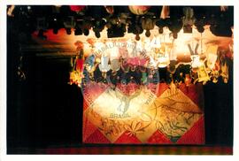 Semana Nacional de Cultura Brasileira e Reforma Agrária (Rio de Janeiro-RJ, 18 mar. 2002) [fotografia] / Fotógrafo(a) : Luciney Martins. -- Ref.: BR-SPMST_MST-SN-CIN_AMP_001815-013320-NDT.