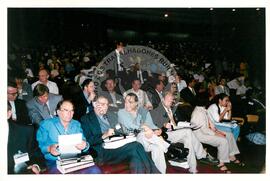 Tribunal Internacional dos Crimes do Latifúndio e da Política Governamental de Violação dos Direitos Humanos (Curitiba-PR, 02 mai. 2001) [fotografia] / Fotógrafo(a) : Douglas Mansur. -- Ref.: BR-SPMST_MST-SN-CIN_AMP_000135-000983-ACS.