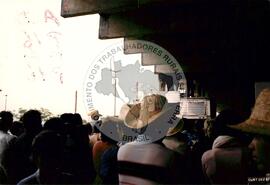 Luís Inácio Lula da Silva (Brasil, [sem data]) [fotografia] / Fotógrafo(a) : Arquivo MST ; Carlos Carvalho ; Clóvis Ferreira ; Douglas Mansur ; Olivio Lamas ; Volnei Malfoy ; Regina Vilela ; Folha Imagem ; . -- Ref.: BR-SPMST_MST-SN-CIN_AMP_001623-012388-PER.