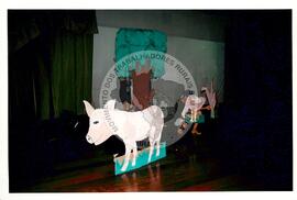 Encontro de Jovens do MST, na Ucicamp, 3o (Campinas-SP, 14 fev. 2001) [fotografia] / Fotógrafo(a) : Douglas Mansur. -- Ref.: BR-SPMST_MST-SN-CIN_AMP_000907-006928-ENJ.