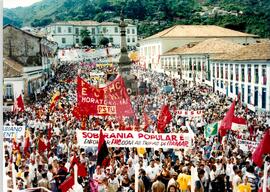 Manifestação (Ouro Preto-MG, 21 set. 1999) [fotografia] / Fotógrafo(a) : Rogério Reis. -- Ref.: BR-SPMST_MST-SN-CIN_AMP_000535-003033-AMT.