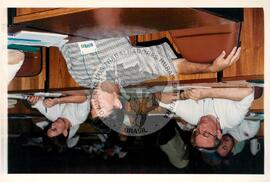 Consulta Popular (Itaci-SP, 08 dez. 1997) [fotografia] / Fotógrafo(a) : Douglas Mansur. -- Ref.: BR-SPMST_MST-SN-CIN_AMP_001954-014898-SPR.