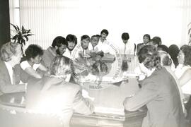 Audiência MST e Saulo Ramos (Brasília-DF, 25 out. 1989) [fotografia] / Fotógrafo(a) : Arquivo MST ; Claudio Somacal. -- Ref.: BR-SPMST_MST-SN-CIN_AMP_000627-003526-ARV.