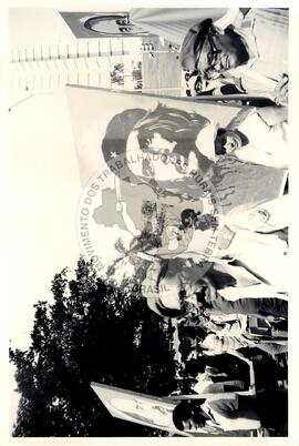 Mobilização pelo 1º de Maio (Cuba, [sem data]) [fotografia] / Fotógrafo(a) : Arquivo MST. -- Ref.: BR-SPMST_MST-SN-CIN_AMP_001044-008435-RIT.