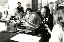 Depoimento na Comissão de Direitos Humanos na Assembléia Legislativa (Porto Alegre-RS, 1984) [fotografia] / Fotógrafo(a) : Arquivo MST. -- Ref.: BR-SPMST_MST-SN-CIN_AMP_000660-003702-ARV.