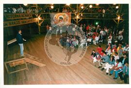 Acampamento "Parque Tropeiro" do MST (Curitiba-PR, 02 mai. 2001) [fotografia] / Fotógrafo(a) : Douglas Mansur. -- Ref.: BR-SPMST_MST-SN-CIN_AMP_000075-000616-ACP.