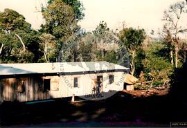 Assentamento "25 de Maio" do MST (Ponte Serrada-SC, fev. 1988) [fotografia] / Fotógrafo(a) : Arquivo MST. -- Ref.: BR-SPMST_MST-SN-CIN_AMP_000191-001368-ASS.