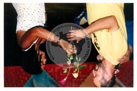 Semana Nacional de Cultura Brasileira e Reforma Agrária (Rio de Janeiro-RJ, 18 mar. 2002) [fotografia] / Fotógrafo(a) : Luciney Martins. -- Ref.: BR-SPMST_MST-SN-CIN_AMP_001814-013262-NDT.