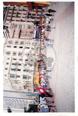 Marcha Sem Terra contra a prisão de 6 trabalhadores (São Paulo-SP, mar. 2000) [fotografia] / Fotógrafo(a) : Joaquim Duarte. -- Ref.: BR-SPMST_MST-SN-CIN_AMP_001426-011567-MAC.