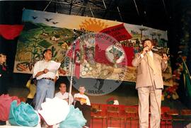 Congresso Nacional do MST, 3o (Distrito Federal (Brasil), 25 jul. 1995) [fotografia] / Fotógrafo(a) : Débora Lerrer. -- Ref.: BR-SPMST_MST-SN-CIN_AMP_000709-004425-CGR.