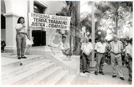 Olímpiadas da Reforma Agrária (São Paulo (Estado), 1994) [fotografia] / Fotógrafo(a) : Douglas Mansur. -- Ref.: BR-SPMST_MST-SN-CIN_AMP_000810-005322-CUL.