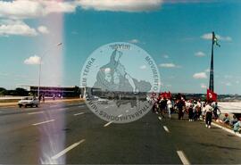 Congresso Nacional do MST, 3o (Distrito Federal (Brasil), 25 jul. 1995) [fotografia] / Fotógrafo(a) : Douglas Mansur ; Débora Lerrer. -- Ref.: BR-SPMST_MST-SN-CIN_AMP_000708-004381-CGR.