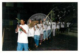 Encontro de Jovens do MST, na Ucicamp, 1o (Campinas-SP, 02 jul. 1999) [fotografia] / Fotógrafo(a) : Douglas Mansur. -- Ref.: BR-SPMST_MST-SN-CIN_AMP_000897-006356-ENJ.
