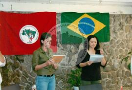 Encontro de estudantes da secretaria nacional com EDUCAFRO (São Paulo (Estado), abr. 2002) [fotografia] / Fotógrafo(a) : Leticia Barqueta. -- Ref.: BR-SPMST_MST-SN-CIN_AMP_000673-003818-ARV.