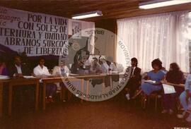 Encontro Latino Americano de Mulheres Campesinas e Indigenas (Colômbia, 28 nov. 1998) [fotografia] / Fotógrafo(a) : Vanderlita. -- Ref.: BR-SPMST_MST-SN-CIN_AMP_001103-009106-RIT.