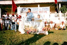 Encontro Estadual, 9o (Pernambuco, 1995) [fotografia] / Fotógrafo(a) : [sem autoria]. -- Ref.: BR-SPMST_MST-SN-CIN_AMP_001012-007878-ENC.