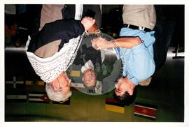 Lançamento da Agenda Latino Americana [com presença de] Sérgio Yahni (Mato Grosso do Sul, 27 set. 2002) [fotografia] / Fotógrafo(a) : Douglas Mansur. -- Ref.: BR-SPMST_MST-SN-CIN_AMP_001703-012718-PER.