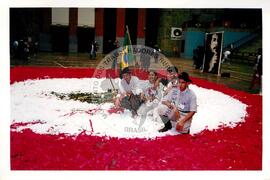 Encontro de Jovens do MST, na Ucicamp, 1o (Campinas-SP, 02 jul. 1999) [fotografia] / Fotógrafo(a) : Douglas Mansur. -- Ref.: BR-SPMST_MST-SN-CIN_AMP_000898-006381-ENJ.