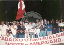 Participação do MST no 1º de Maio (Campo Grande-MS, 01 mai. 1991) [fotografia] / Fotógrafo(a) : Lourdes. -- Ref.: BR-SPMST_MST-SN-CIN_AMP_000601-003444-AMT.