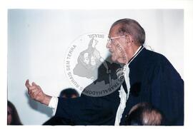 José Rainha Jr. (Brasil, [sem data]) [fotografia] / Fotógrafo(a) : Arquivo MST ; Bernado Magalhães ; Celso Maldes ; Delfim Vieira ; Douglas Mansur ; Eni Nantes da Cruz ; Luis Filho ; Juan Pezzuto ; Sérgio Cardoso. -- Ref.: BR-SPMST_MST-SN-CIN_AMP_001280-010641-LID.