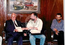 Reunião de líderes do MST com o presidente Fernando Henrique Cardoso e Ministro Raul Jungmann (Distrito Federal (Brasil), 02 mai. 1996) [fotografia] / Fotógrafo(a) : Douglas Mansur ; Francisca Montejo. -- Ref.: BR-SPMST_MST-SN-CIN_AMP_000635-003608-ARV.
