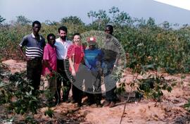Reunião associação de camponeses (Angola, [sem data]) [fotografia] / Fotógrafo(a) : Arquivo MST. -- Ref.: BR-SPMST_MST-SN-CIN_AMP_001097-008990-RIT.