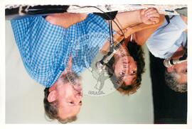 Semana Nacional de Cultura Brasileira e Reforma Agrária (Rio de Janeiro-RJ, 18 mar. 2002) [fotografia] / Fotógrafo(a) : Luciney Martins. -- Ref.: BR-SPMST_MST-SN-CIN_AMP_001821-013623-NDT.