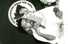 José Rainha Jr. (Brasil, [sem data]) [fotografia] / Fotógrafo(a) : Arquivo MST ; Bernado Magalhães ; Celso Maldes ; Delfim Vieira ; Douglas Mansur ; Eni Nantes da Cruz ; Luis Filho ; Juan Pezzuto ; Sérgio Cardoso. -- Ref.: BR-SPMST_MST-SN-CIN_AMP_001280-010691-LID.