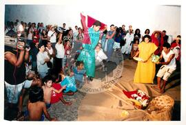 Semana Nacional de Cultura Brasileira e Reforma Agrária (Rio de Janeiro-RJ, 18 mar. 2002) [fotografia] / Fotógrafo(a) : Luciney Martins. -- Ref.: BR-SPMST_MST-SN-CIN_AMP_001821-013641-NDT.