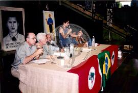 Encontro de Jovens do MST, na Ucicamp, 3o (Campinas-SP, 14 fev. 2001) [fotografia] / Fotógrafo(a) : Douglas Mansur. -- Ref.: BR-SPMST_MST-SN-CIN_AMP_000906-006860-ENJ.