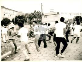 Manifestação (São Paulo-SP, [sem data]) [fotografia] / Fotógrafo(a) : Douglas Mansur. -- Ref.: BR-SPMST_MST-SN-CIN_AMP_000409-002348-AMT.