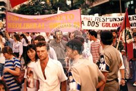 Manifestação contra o Massacre do Eldorado dos Carajás (Rio Grande do Sul, [sem data]) [fotografia] / Fotógrafo(a) : [sem autoria]. -- Ref.: BR-SPMST_MST-SN-CIN_AMP_000473-002749-AMT.