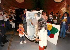 ENERA- Encontro Nacional de Educadores e Educadoras da Reforma Agrária, 1o (Distrito Federal (Brasil), jul. 1997) [fotografia] / Fotógrafo(a) : Douglas Mansur. -- Ref.: BR-SPMST_MST-SN-CIN_AMP_000961-007636-ENC.