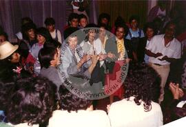 Encontro Latino Americano de Mulheres Campesinas e Indigenas (Colômbia, 28 nov. 1998) [fotografia] / Fotógrafo(a) : Vanderlita. -- Ref.: BR-SPMST_MST-SN-CIN_AMP_001102-009074-RIT.