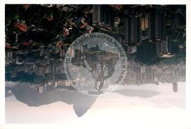 Semana Nacional de Cultura Brasileira e Reforma Agrária (Rio de Janeiro-RJ, 18 mar. 2002) [fotografia] / Fotógrafo(a) : João Laet. -- Ref.: BR-SPMST_MST-SN-CIN_AMP_001811-013110-NDT.