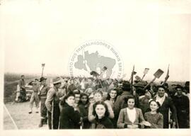 Ocupação de terra na Itália (Ferrara (Espanha), 1950) [fotografia] / Fotógrafo(a) : Arquivo MST. -- Ref.: BR-SPMST_MST-SN-CIN_AMP_001122-009274-RIT.