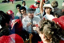 Congresso Nacional do MST, 3o (Distrito Federal (Brasil), 25 jul. 1995) [fotografia] / Fotógrafo(a) : Débora Lerrer. -- Ref.: BR-SPMST_MST-SN-CIN_AMP_000709-004424-CGR.