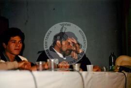 Vigília pela Reforma Agrária no Sindicato dos Metalúrgicos (São Bernardo do Campo-SP, 25 abr. 1992) [fotografia] / Fotógrafo(a) : Arquivo MST. -- Ref.: BR-SPMST_MST-SN-CIN_AMP_000382-002012-AMT.