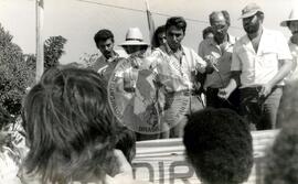 Manifestação Dia do Lavrador (Ouro Preto D'Oeste-RO, 25 jul. 1988) [fotografia] / Fotógrafo(a) : [sem autoria]. -- Ref.: BR-SPMST_MST-SN-CIN_AMP_000441-002565-AMT.