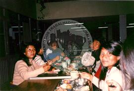 Encontro Latino Americano de Mulheres Campesinas e Indigenas (Colômbia, 28 nov. 1998) [fotografia] / Fotógrafo(a) : Vanderlita. -- Ref.: BR-SPMST_MST-SN-CIN_AMP_001102-009084-RIT.