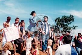 Curso de Militantes de Base do Conesul, 3o (Glória dos Dourados-MS, 02 a 05 mai.) [fotografia] / Fotógrafo(a) : Arquivo MST. -- Ref.: BR-SPMST_MST-SN-CIN_AMP_000861-005795-CUR.
