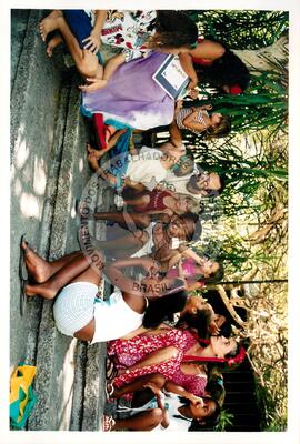 Semana Nacional de Cultura Brasileira e Reforma Agrária (Rio de Janeiro-RJ, 18 mar. 2002) [fotografia] / Fotógrafo(a) : Luciney Martins. -- Ref.: BR-SPMST_MST-SN-CIN_AMP_001819-013553-NDT.